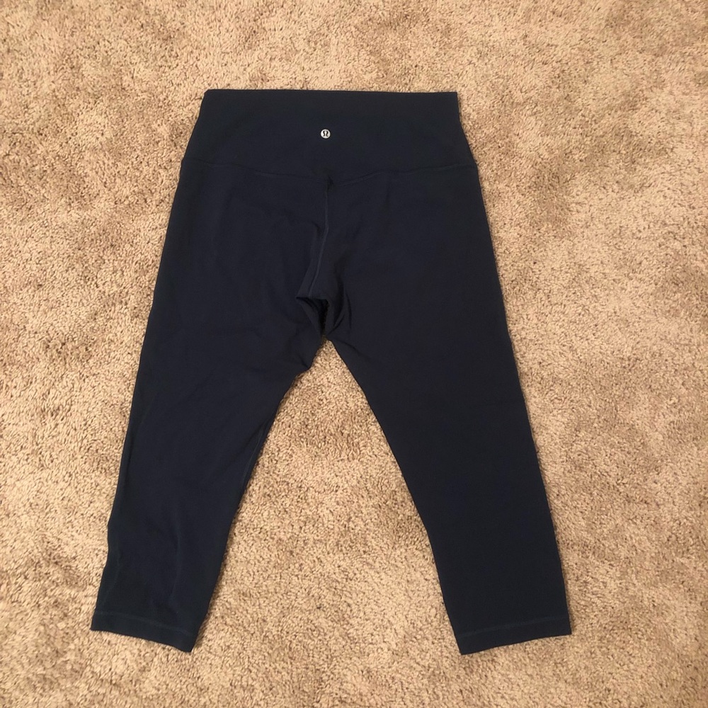 Lululemon Cropped Blue Leggings